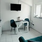 Guerilla Choice Apartment Vodice
