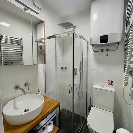 Guerilla Choice Apartment *